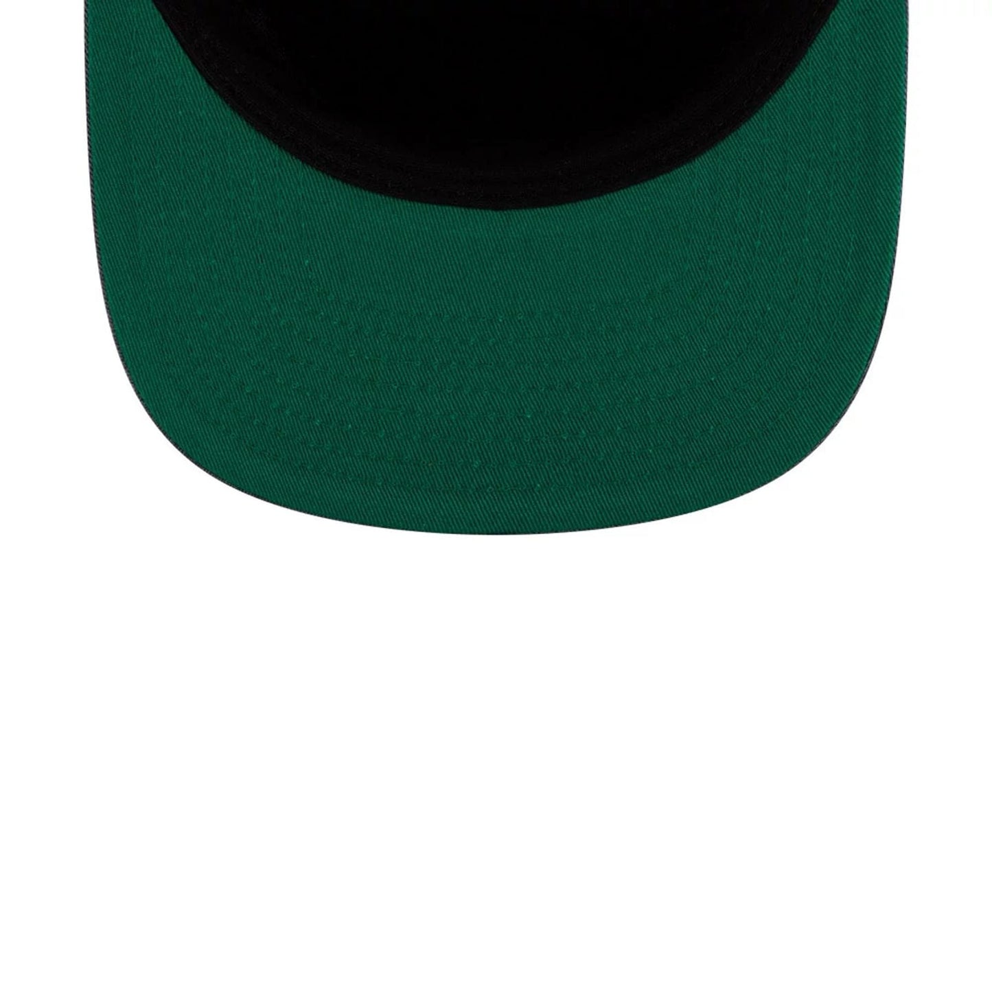 Pictured is this MLB Script Wash Chicago White Sox 19TWENTY cap in dark grey. 2