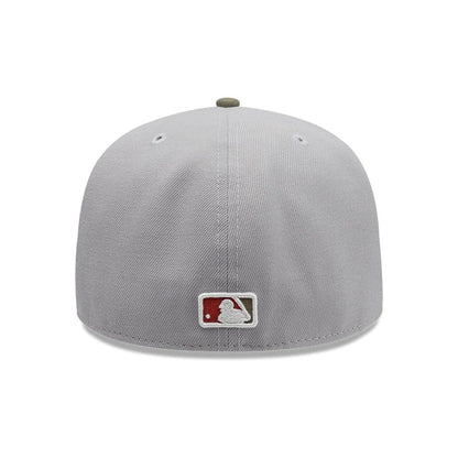 Pictured is this MLB Tagged New York Yankees 59FIFTY Fitted cap in grey. 5