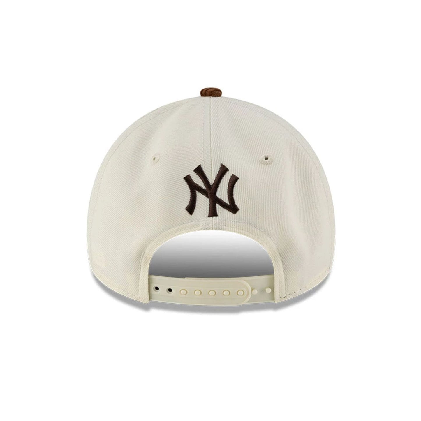 Pictured is this MLB DIY Note New York Yankees 9FORTY A-Frame cap in dark brown. 5