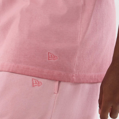 The model is wearing this MLB Washed Logo New York Yankees Vest in pastel pink. 7