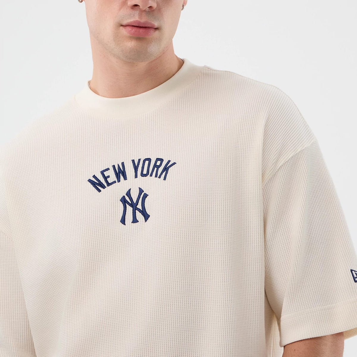 The model is wearing this MLB Waffle New York Yankees T-Shirt in open white. 5