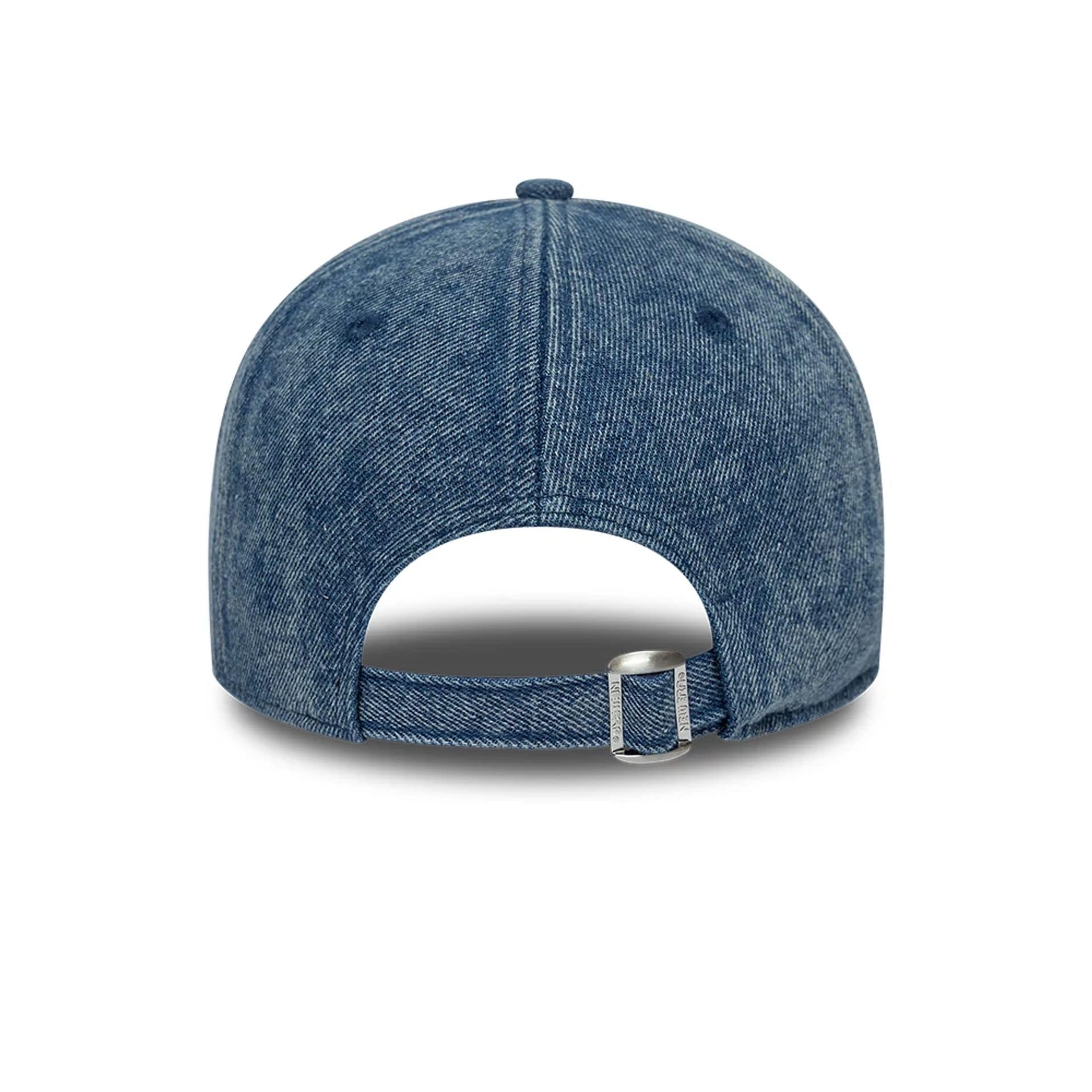 Pictured is this MLB Acid Wash LA Dodgers 9FORTY cap in pastel blue. 4