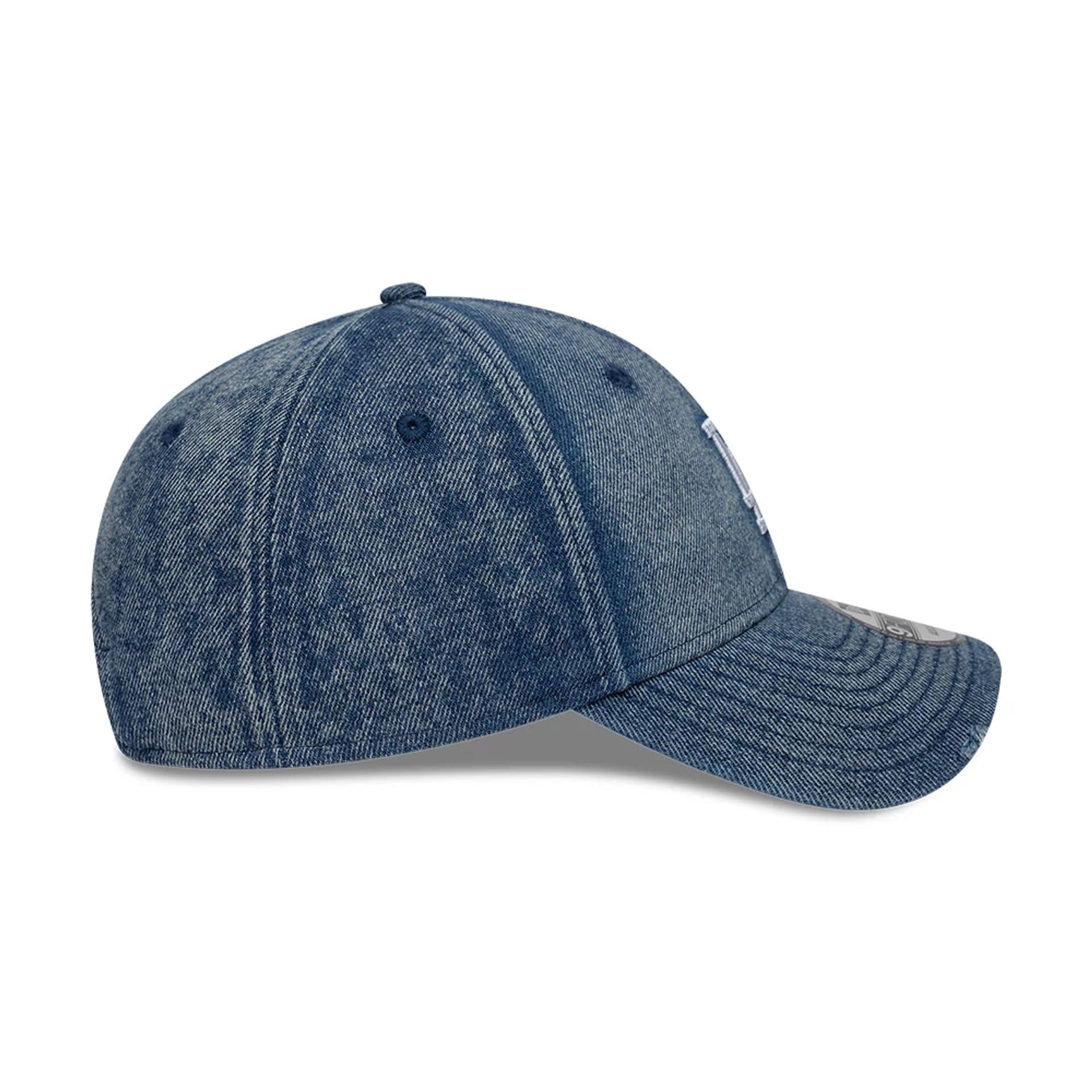 Pictured is this MLB Acid Wash LA Dodgers 9FORTY cap in pastel blue. 6
