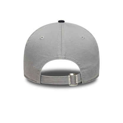Pictured is this MLB Washed Contrast LA Dodgers 9TWENTY cap in grey. 4