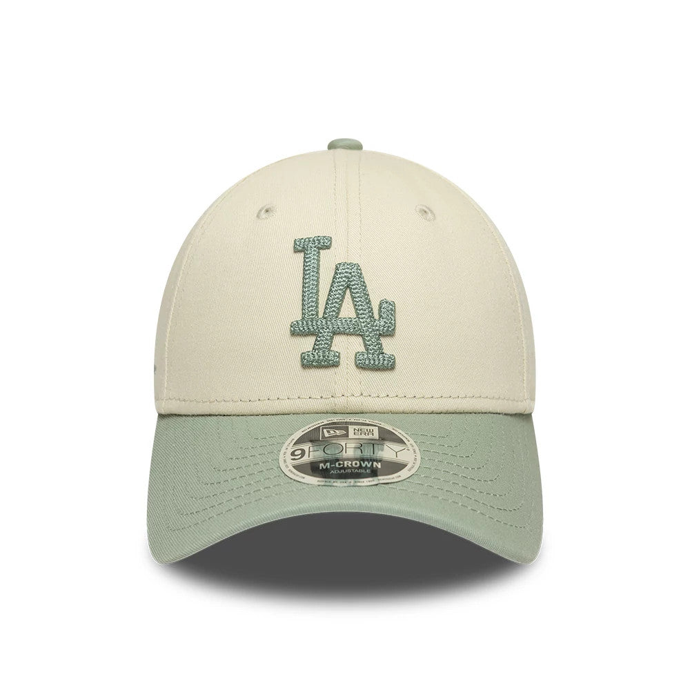 Pictured is this MLB Side Script LA Dodgers 9FORTY M-Crown cap in Cream. 2