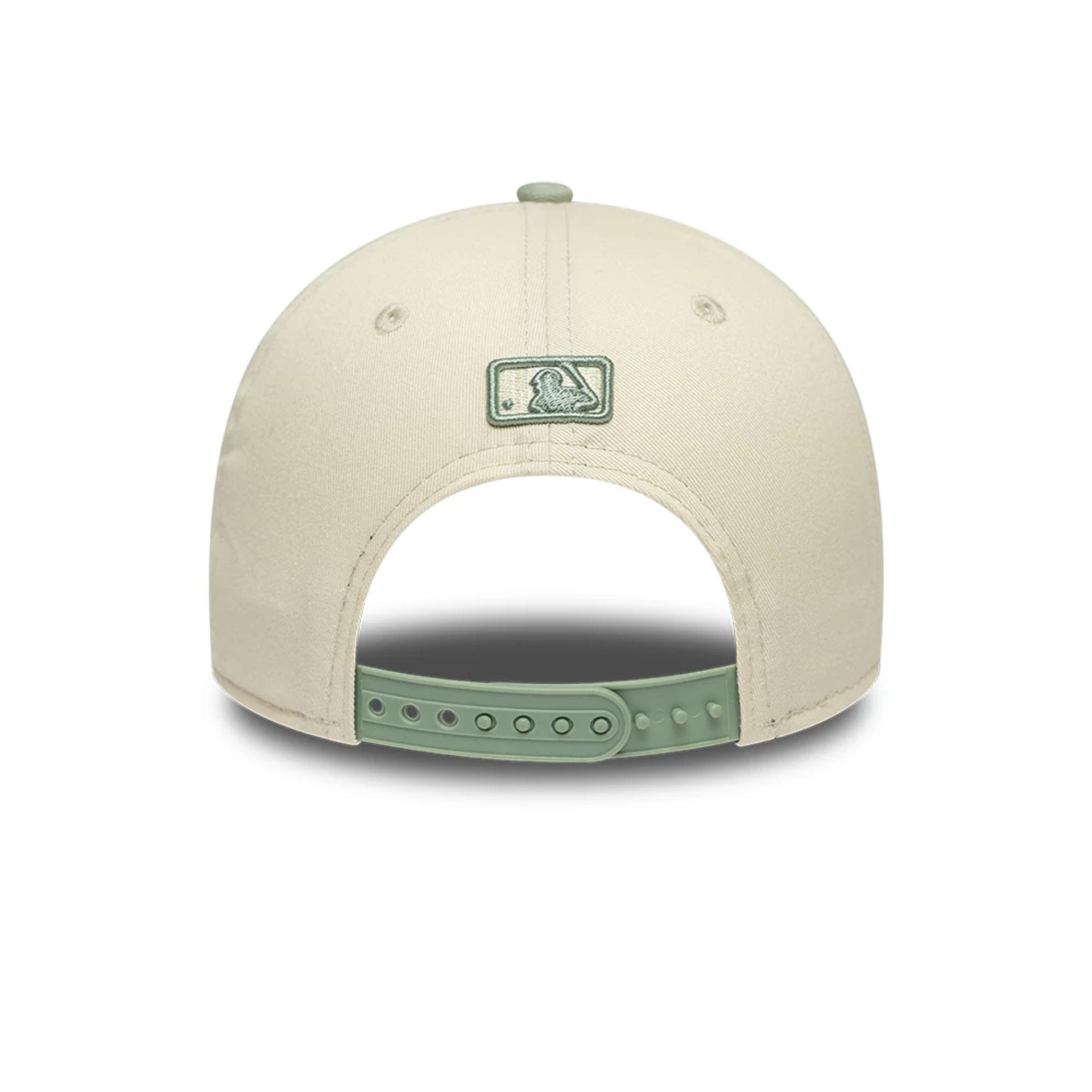 Pictured is this MLB Side Script LA Dodgers 9FORTY M-Crown cap in Cream. 4