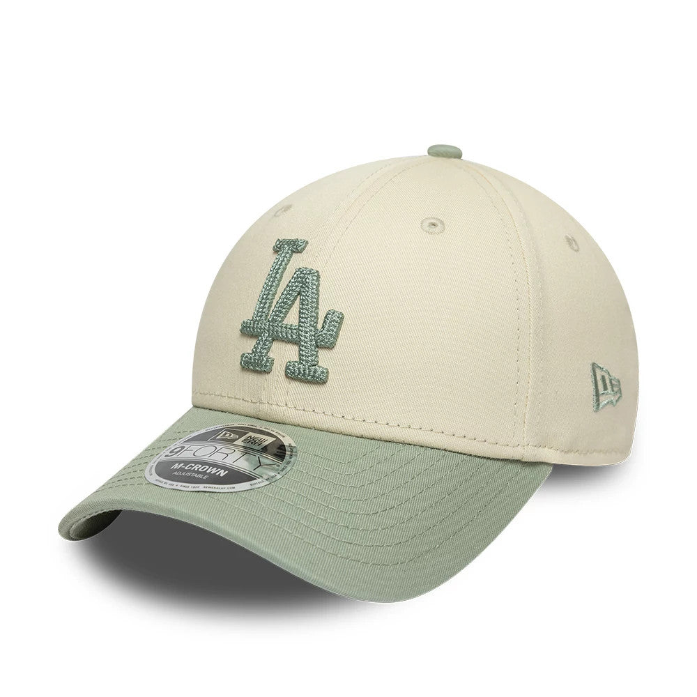 Pictured is this MLB Side Script LA Dodgers 9FORTY M-Crown cap in Cream. 3