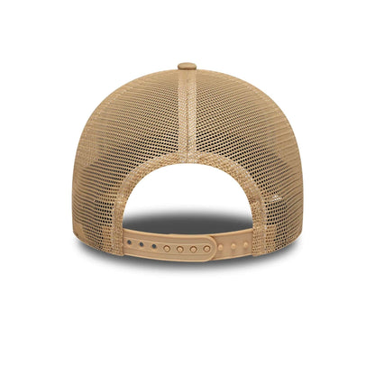 Pictured is this NBA LA Lakers 9FORTY M-Crown A-Frame Trucker cap in Beige. 4