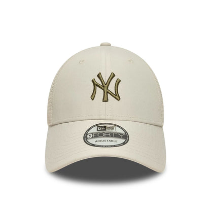 Pictured is this MLB Homefield New York Yankees 9FORTY Trucker cap in Cream. 2
