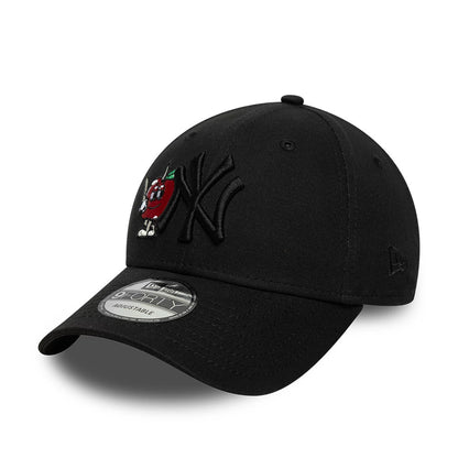 New York Yankees MLB Icon Black New Era 9FORTY Adjustable Cap, three-quarter view showing a raised black embroidered New York Yankees logo with a red apple graphic on the front panel, curved black visor with a 9FORTY size sticker.