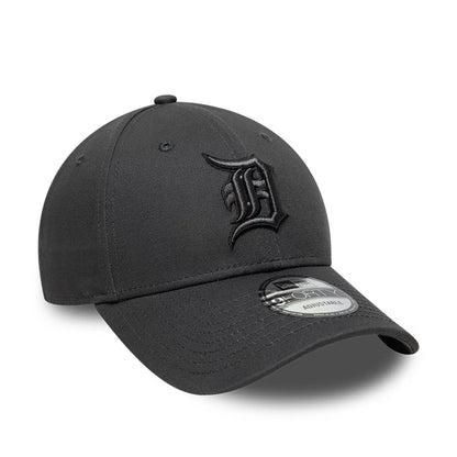 Pictured is this MLB Team Outline Detroit Tigers 9FORTY cap in charcoal. 3
