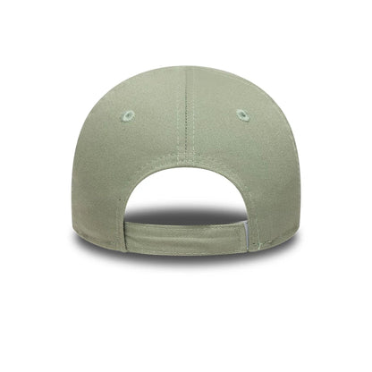 Pictured is this Toddler MLB Summer Icon New York Yankees 9FORTY cap in pastel green. 4