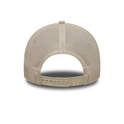 Pictured is this MLB League Essential LA Dodgers 9FORTY A-Frame Trucker cap in light beige. 4