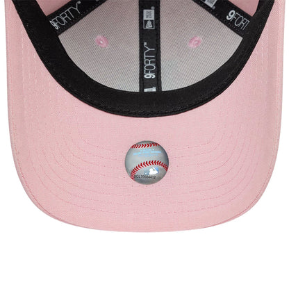 Pictured is this Youth MLB Linen LA Dodgers 9FORTY M-Crown cap in pastel pink. 5
