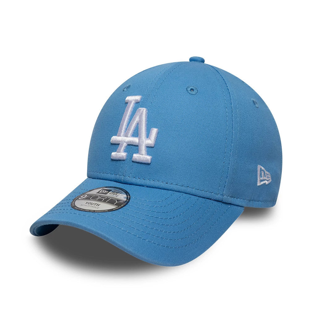LA Dodgers Youth MLB League Essential Pastel Blue New Era 9FORTY Adjustable Cap, front view showing the white raised embroidered LA logo on the structured pastel blue crown, with a curved visor and a 9FORTY size sticker.