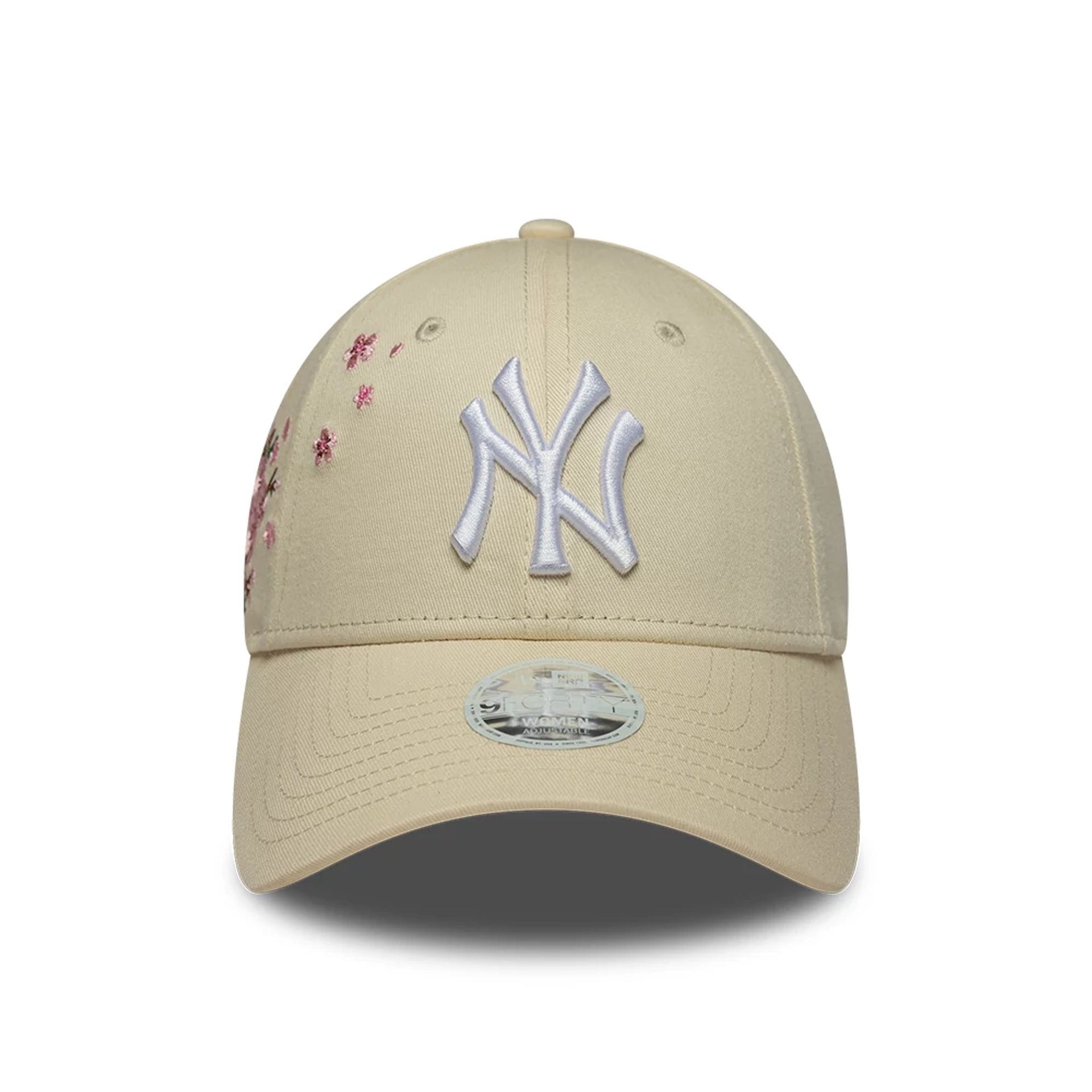 Pictured is this Womens MLB Floral Icon New York Yankees 9FORTY cap in Cream. 2