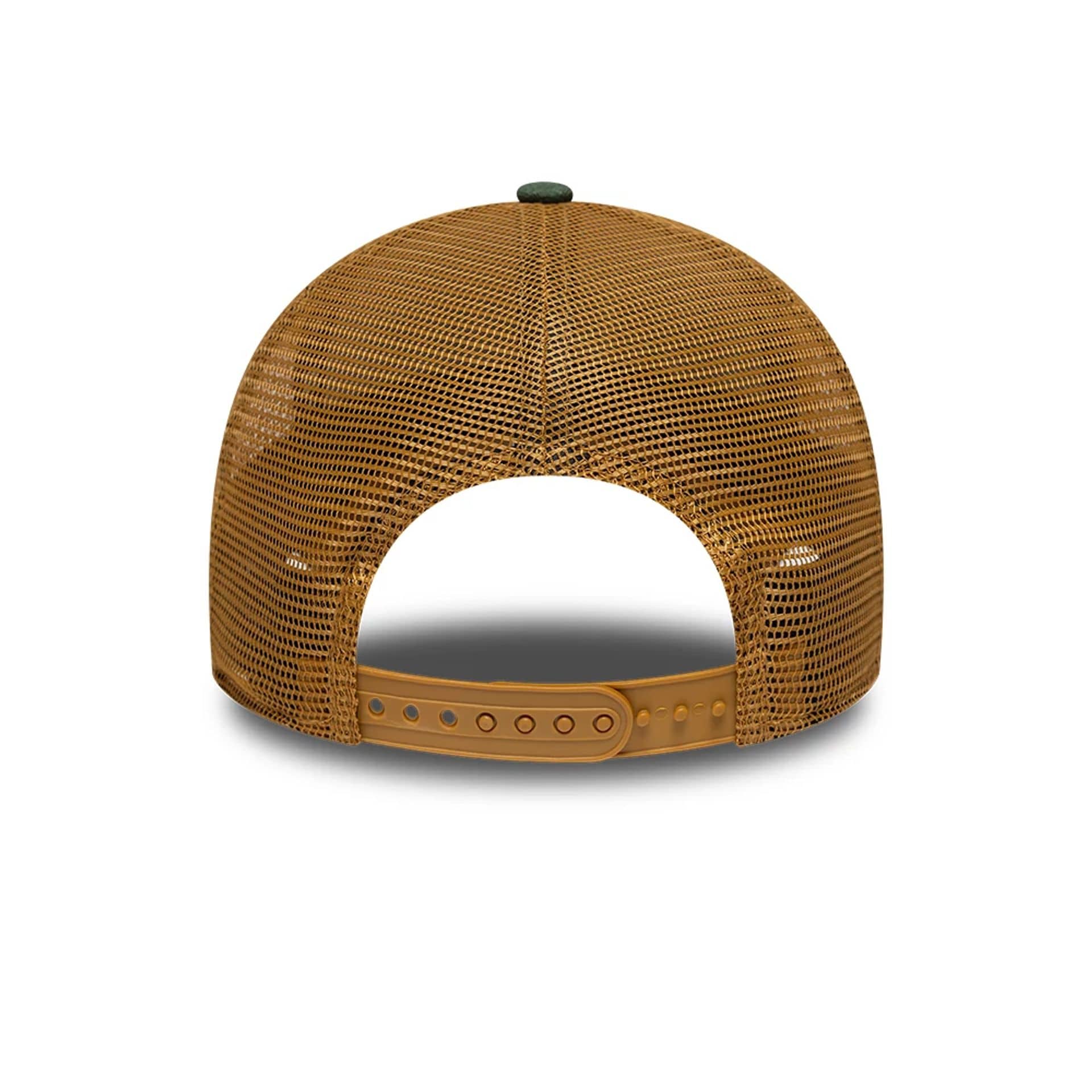 Pictured is this MLB Wordmark San Diego Padres 9FORTY M-Crown cap in Duck Camo. 4