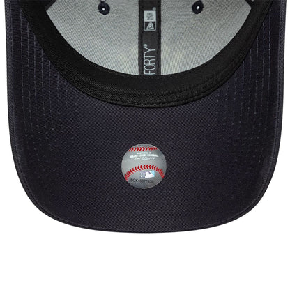 Pictured is this MLB League Essential New York Yankees 9FORTY cap in navy. 5