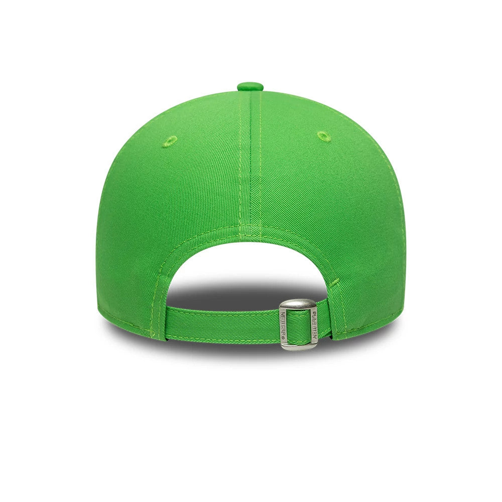 Pictured is this MLB League Essential LA Dodgers 9FORTY cap in open green. 4
