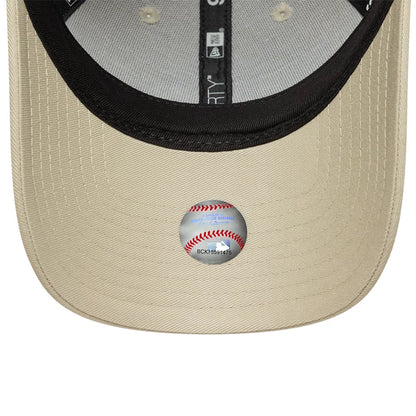 Pictured is this Womens MLB Metallic New York Yankees 9FORTY cap in light beige. 5