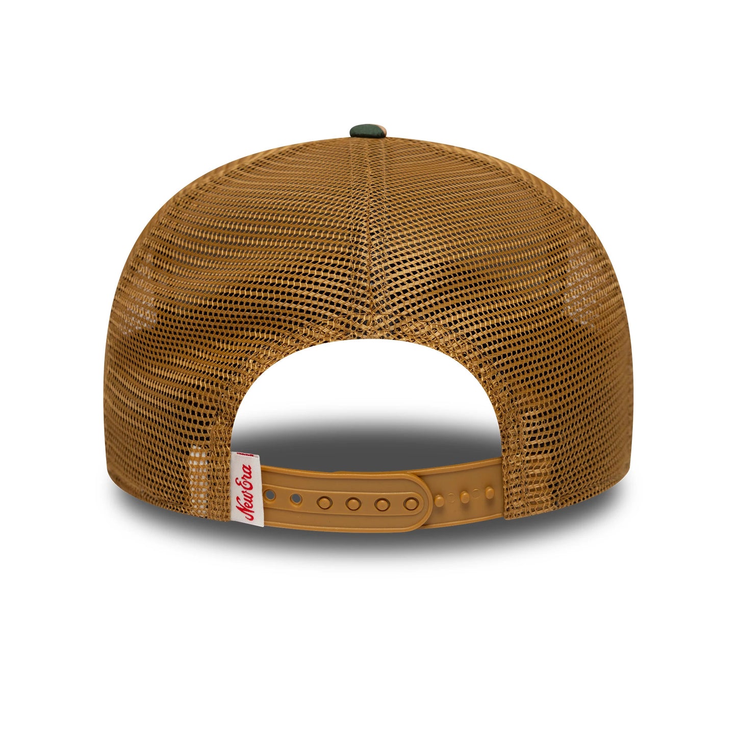 Pictured is this New Era Duck Camo 9FIFTY Snapback cap in beige. 4