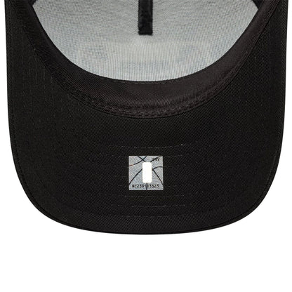 Pictured is this NBA Chicago Bulls 9FORTY M-Crown A-Frame Trucker cap in black. 5