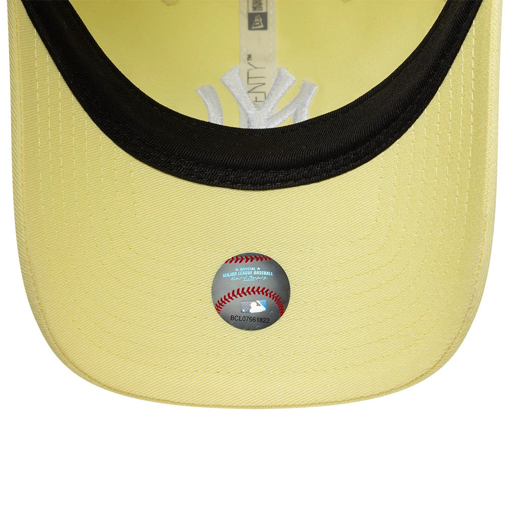 Pictured is this MLB League Essential New York Yankees 9TWENTY cap in pastel yellow. 5