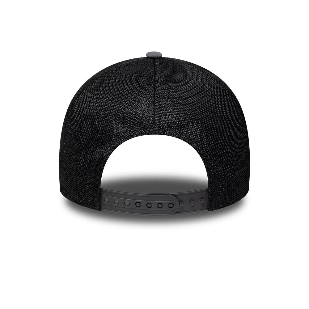 Pictured is this MLB Sport New York Yankees 9FORTY A-Frame Trucker cap in charcoal. 4