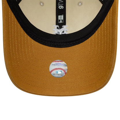 Pictured is this MLB Washed Contrast New York Mets 9TWENTY cap in Cream. 5
