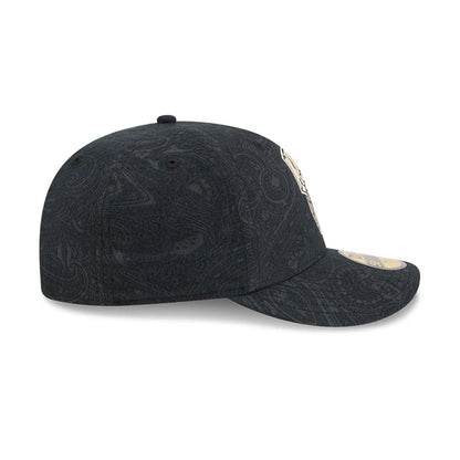Pictured is this NBA Brushed Cotton New York Knicks 59FIFTY Fitted cap in black. 6