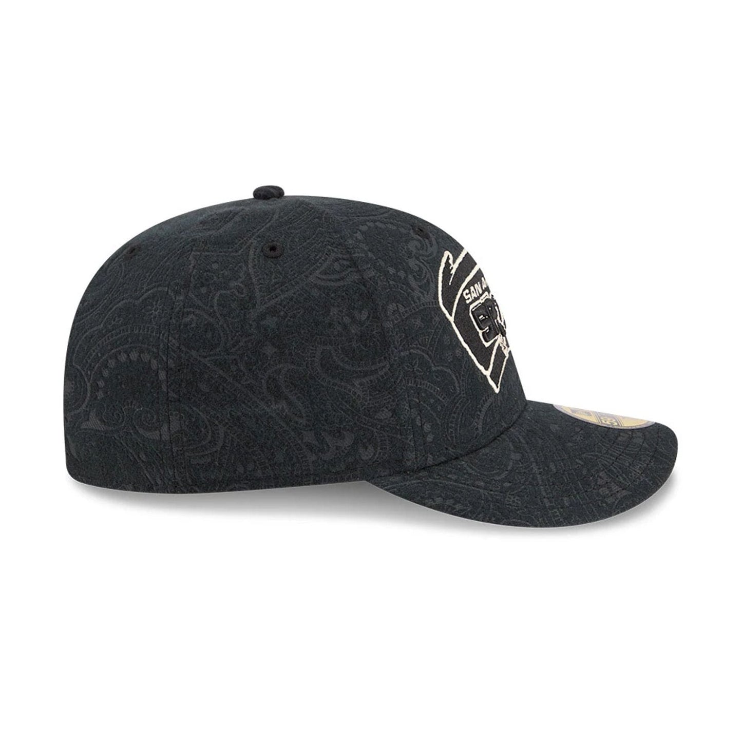 Pictured is this NBA Brushed Cotton San Antonio Spurs 59FIFTY Fitted cap in black. 6