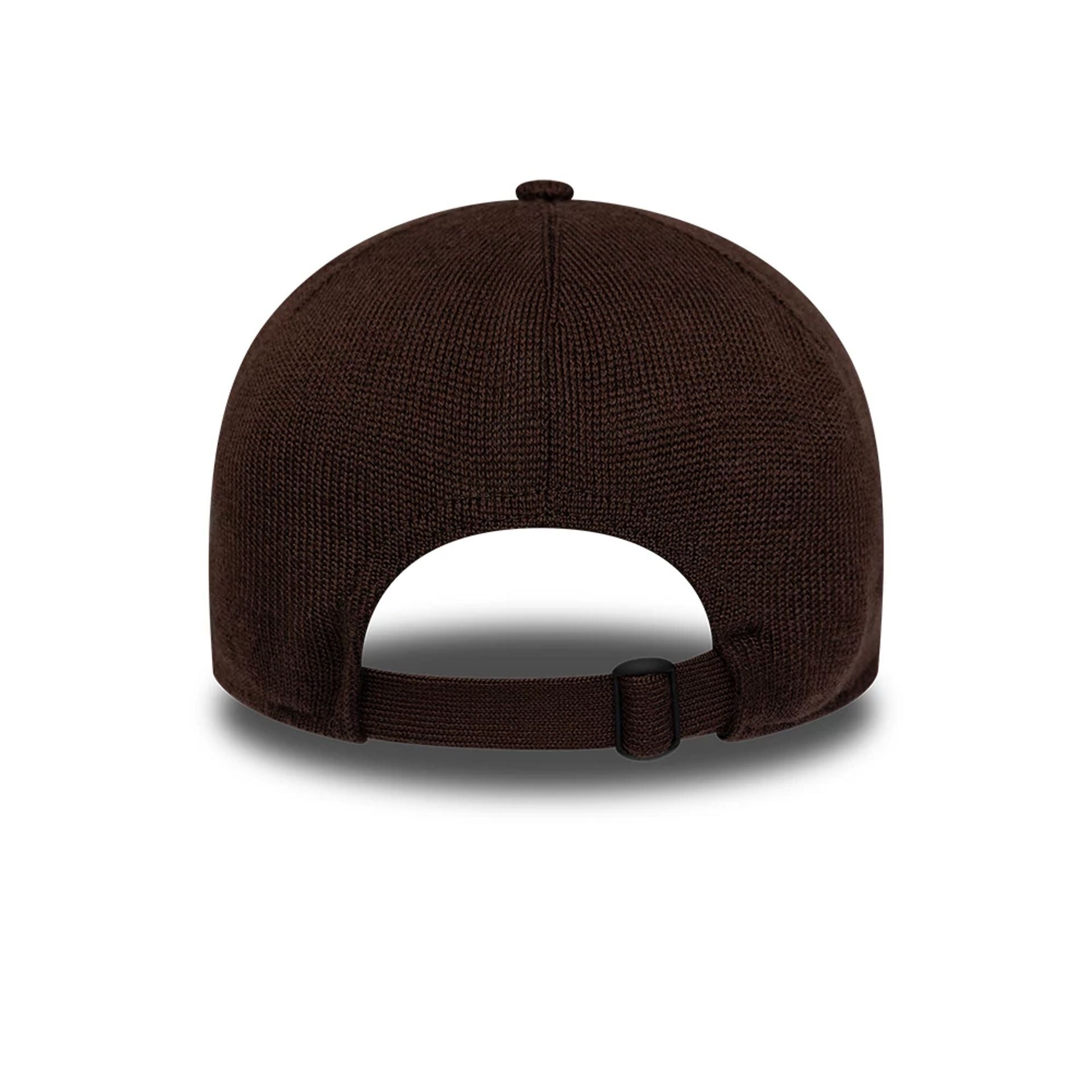 Pictured is this MLB Merino Wool New York Mets 9TWENTY cap in dark brown. 4