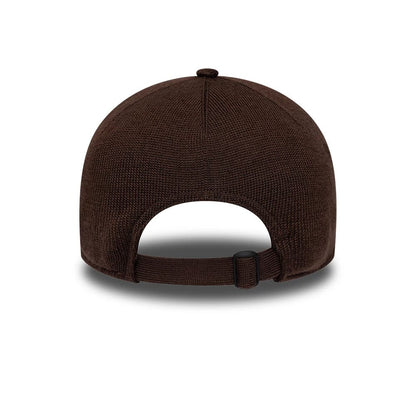 Pictured is this MLB Merino Wool New York Yankees 9TWENTY cap in dark brown. 4