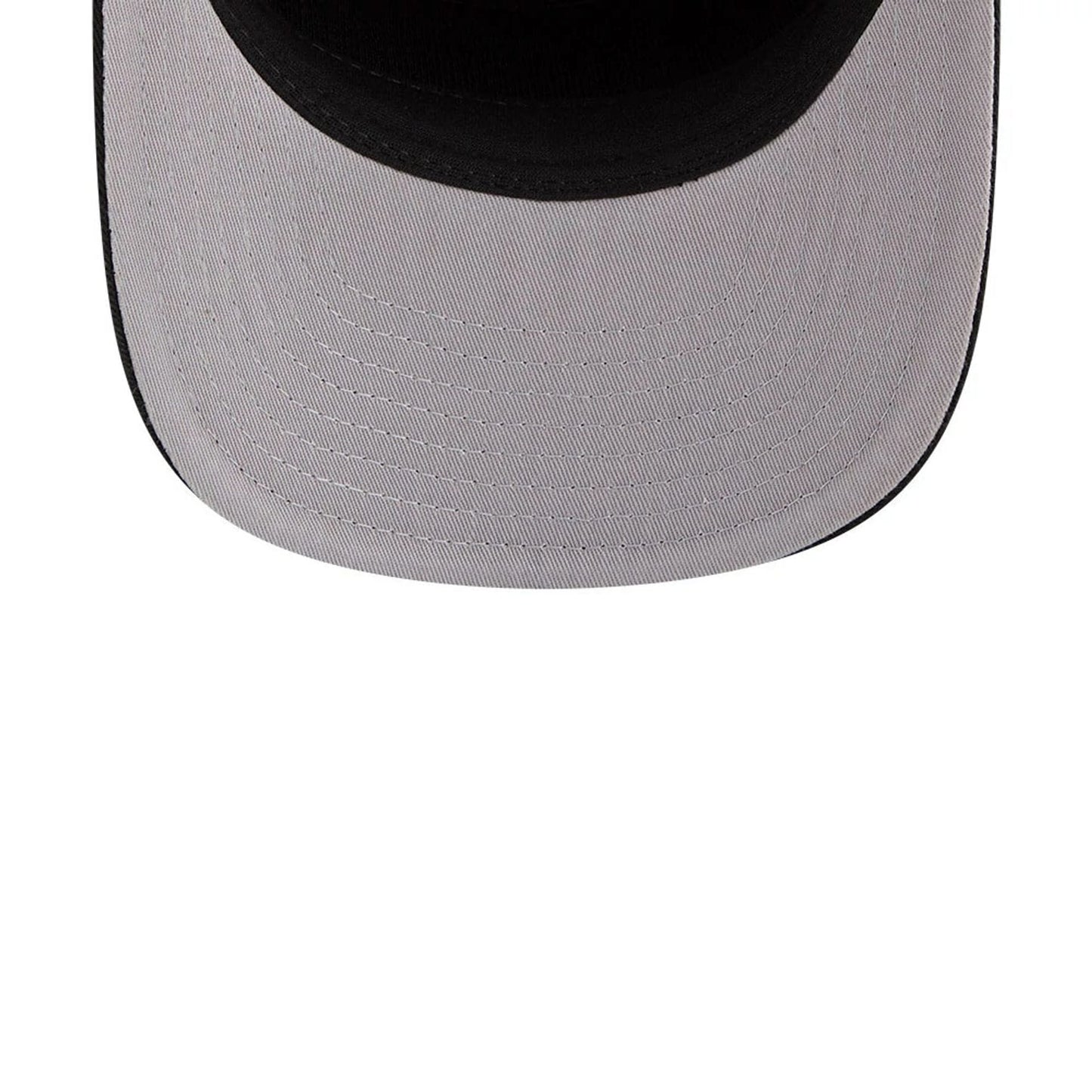 Pictured is this NBA Nylon Chicago Bulls 19TWENTY cap in black. 2
