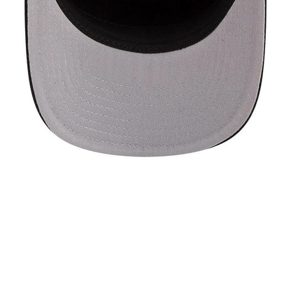 Pictured is this NBA Nylon Chicago Bulls 19TWENTY cap in black. 2