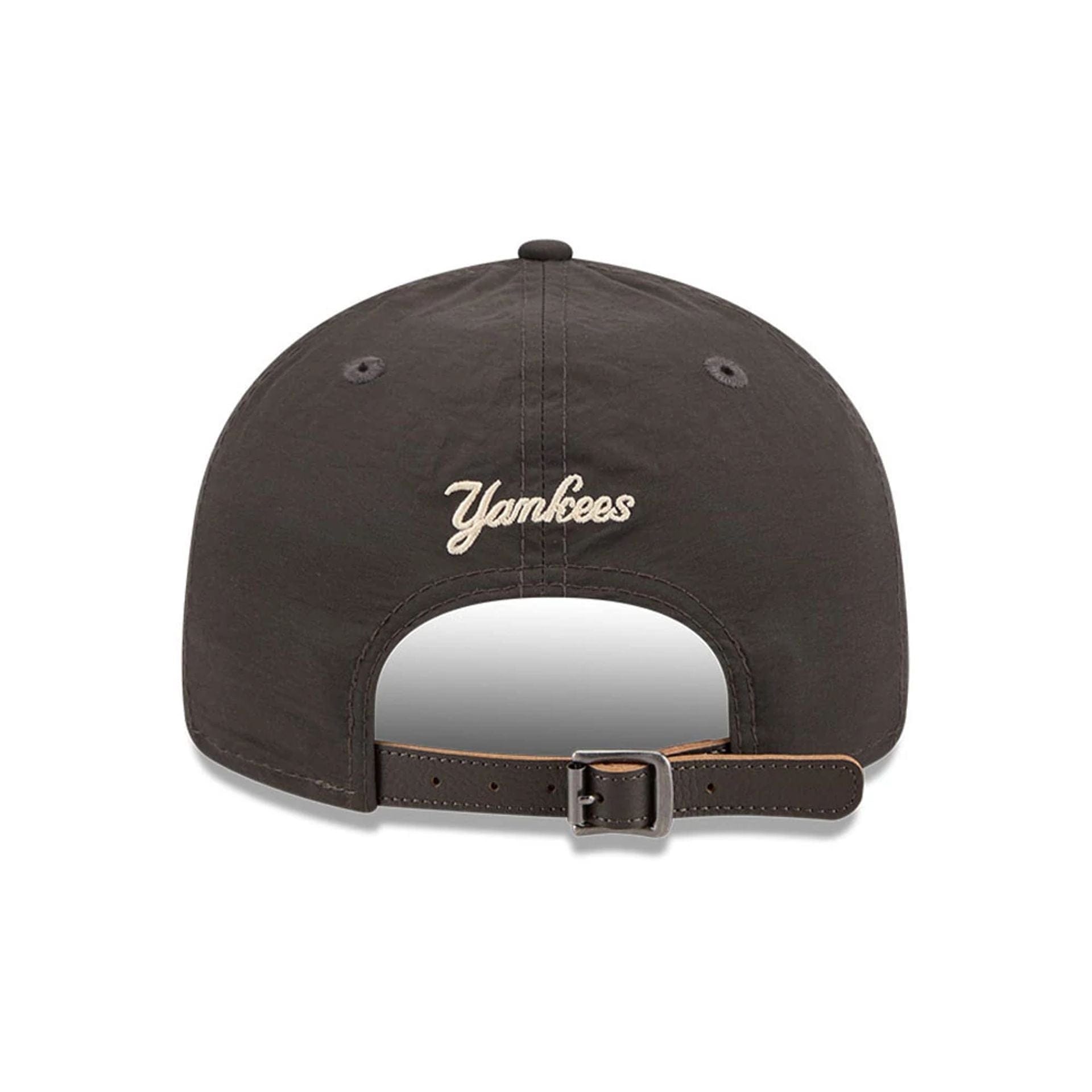 Pictured is this MLB Nylon New York Yankees Retro Crown 9FIFTY cap in black. 2