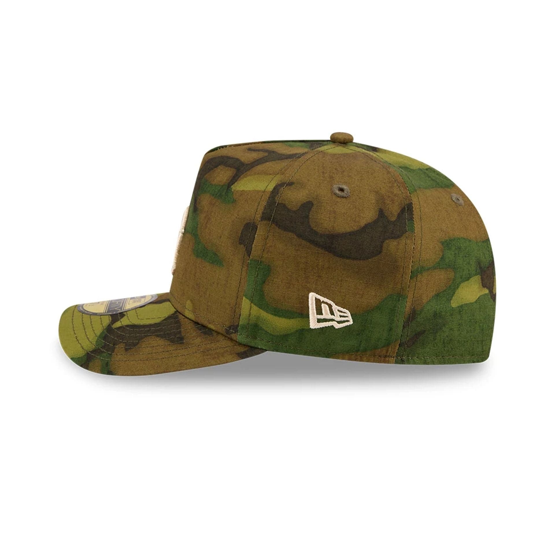 Pictured is this MLB Ripstop LA Dodgers 59FORTY A-Frame Fitted cap in camo. 6