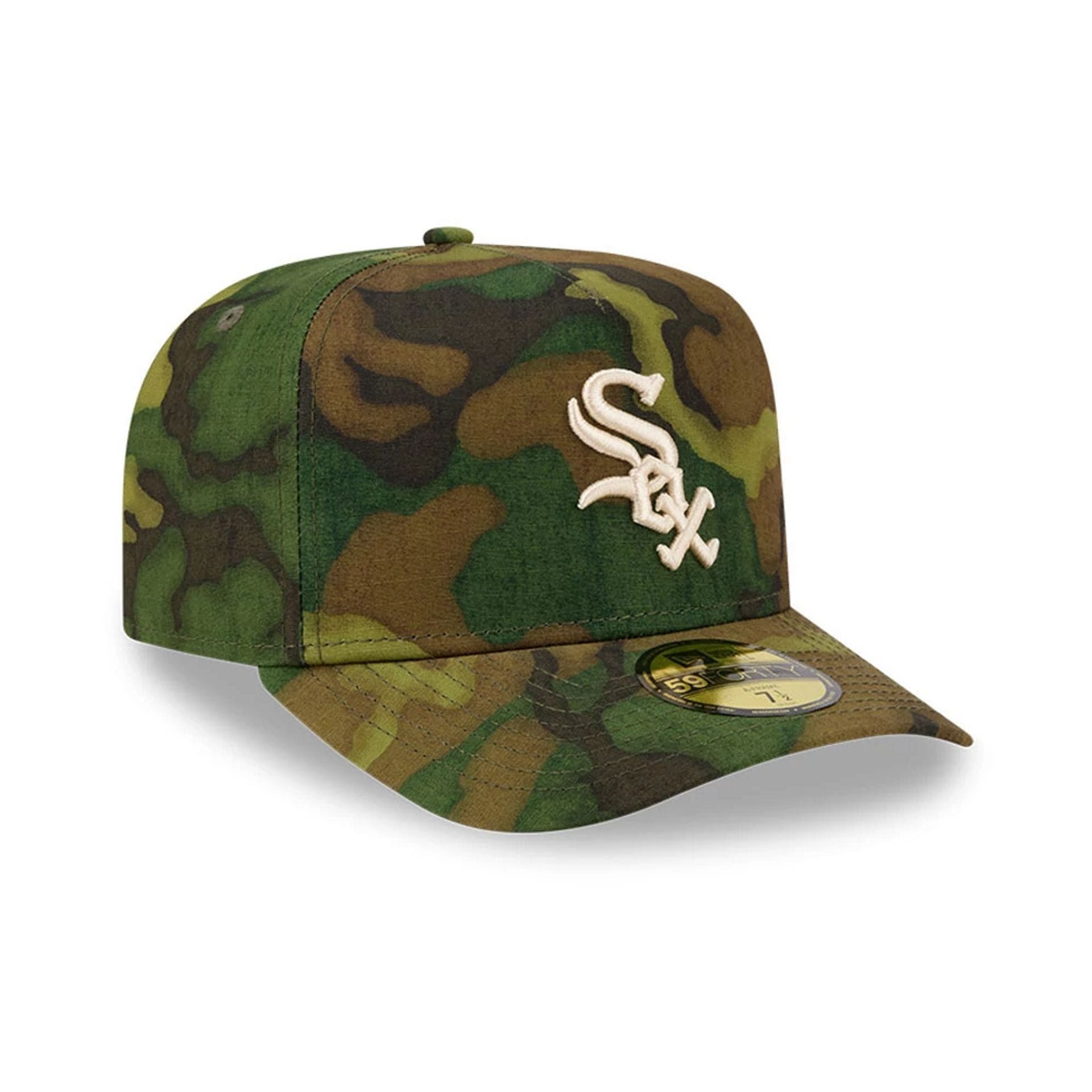 Pictured is this MLB Ripstop Chicago White Sox 59FORTY A-Frame Fitted cap in camo. 4