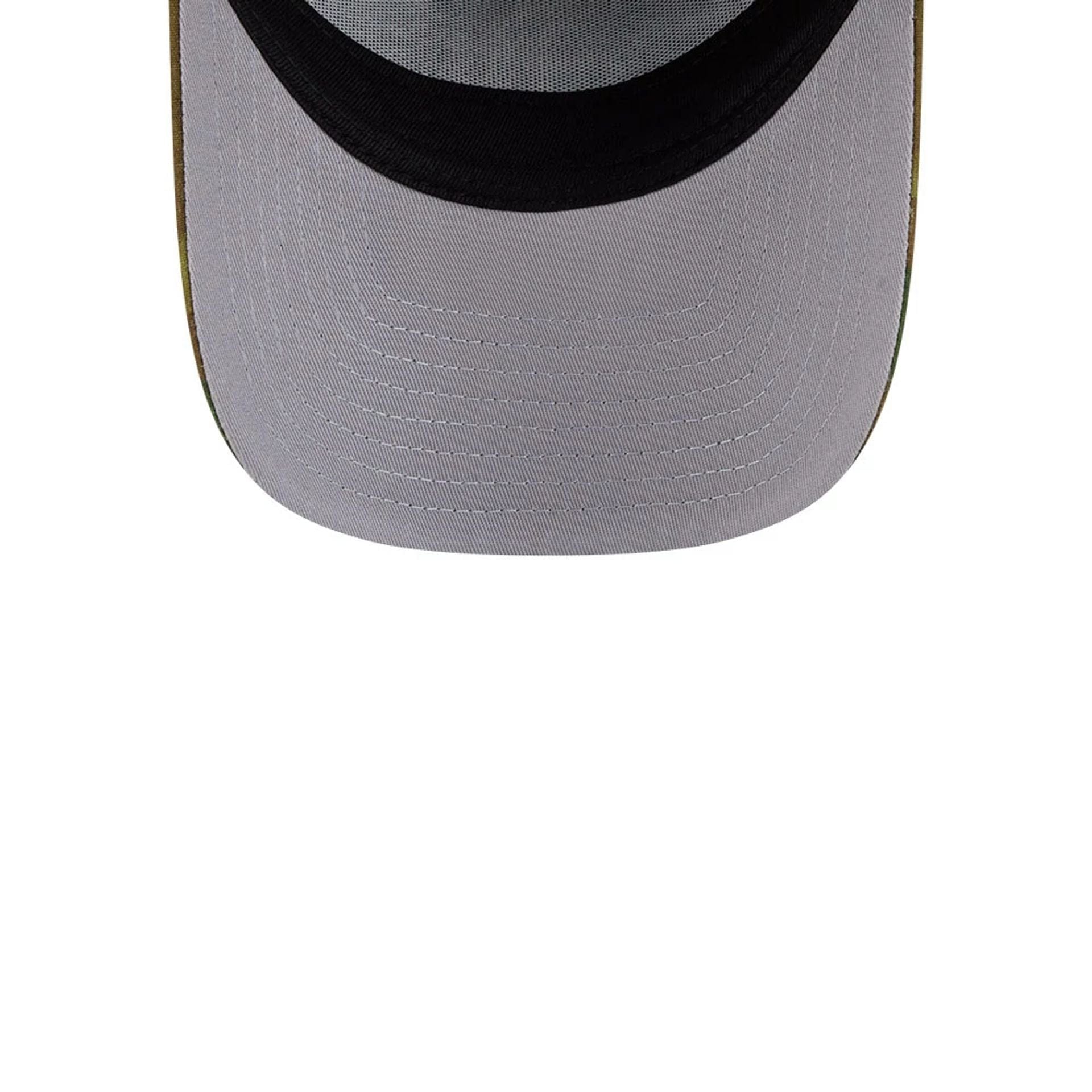 Pictured is this MLB Ripstop Chicago White Sox 59FORTY A-Frame Fitted cap in camo. 2