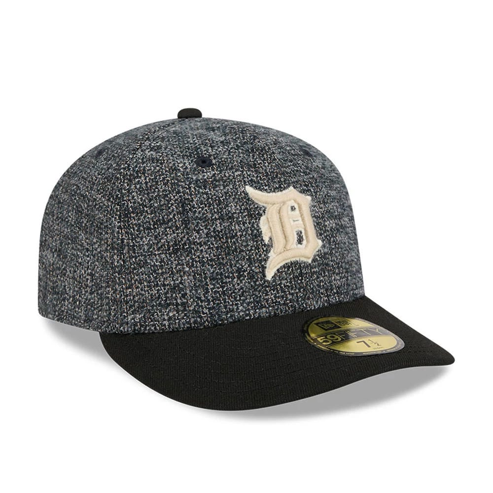 Pictured is this MLB Tweedy Cotton LA Dodgers 59FIFTY Fitted cap in black. 4