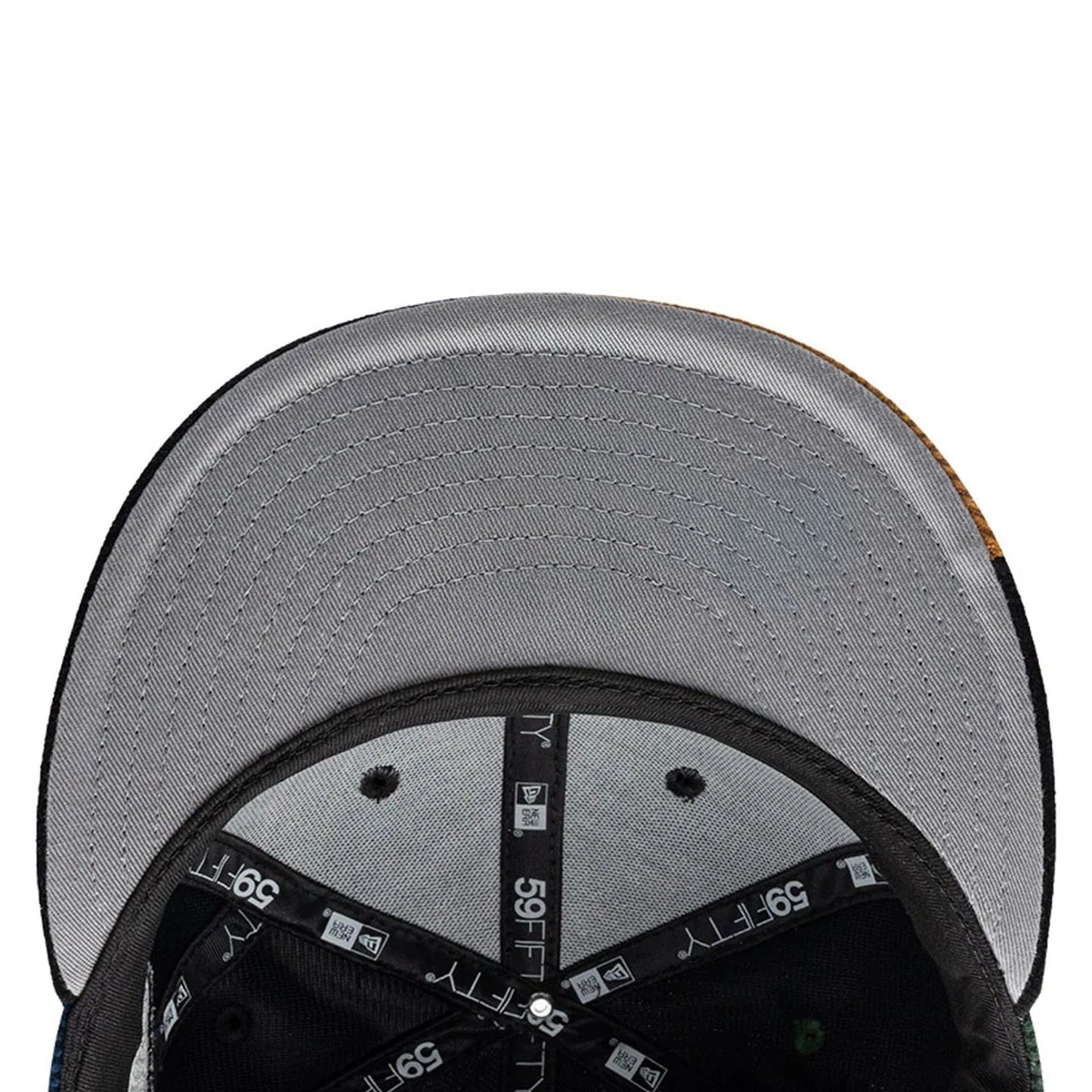 Pictured is this MLB Patchwork Chicago White Sox 59FIFTY Fitted cap in black. 5