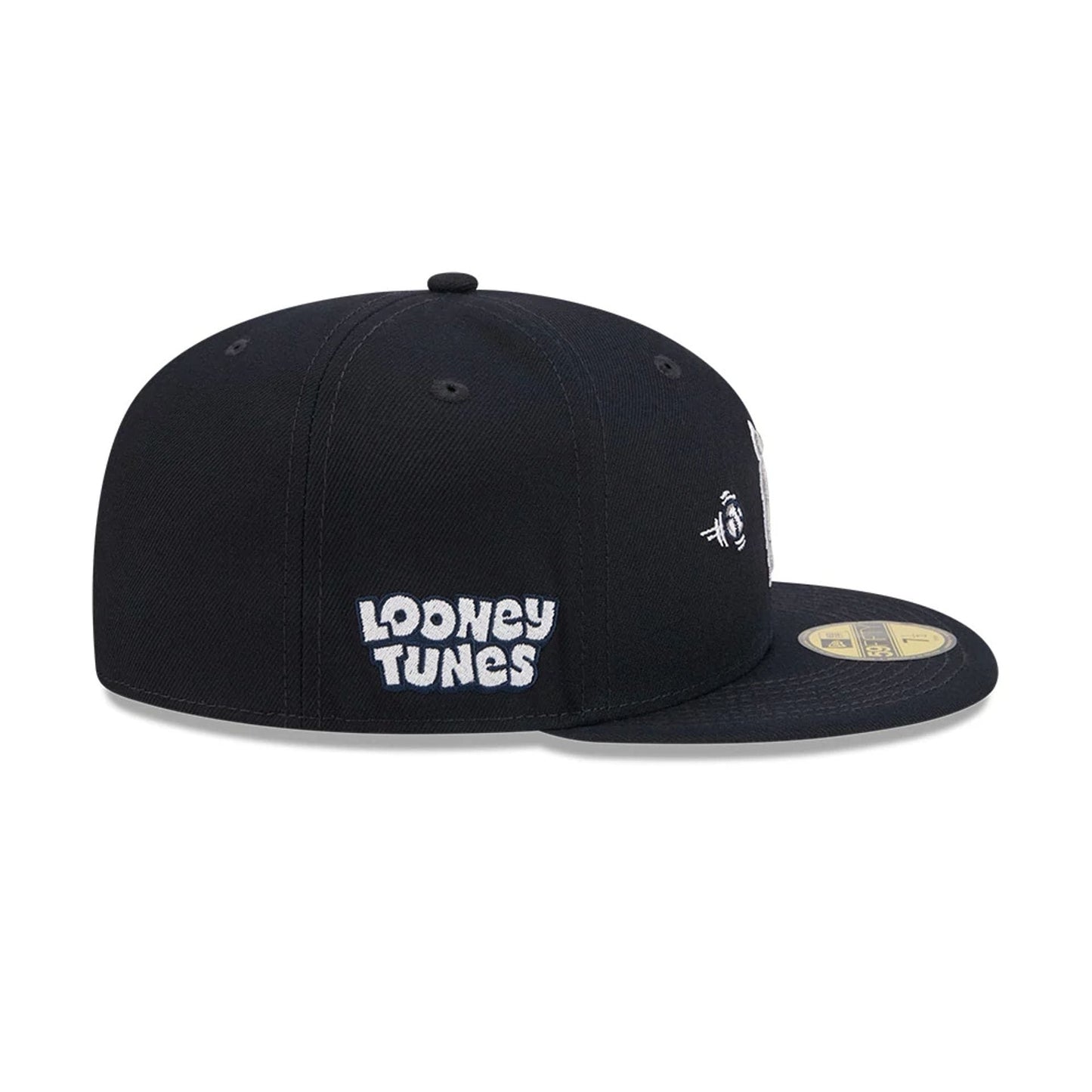 Pictured is this MLB X Looney Tunes Bugs Bunny Detroit Tigers 59FIFTY Fitted cap in navy. 6