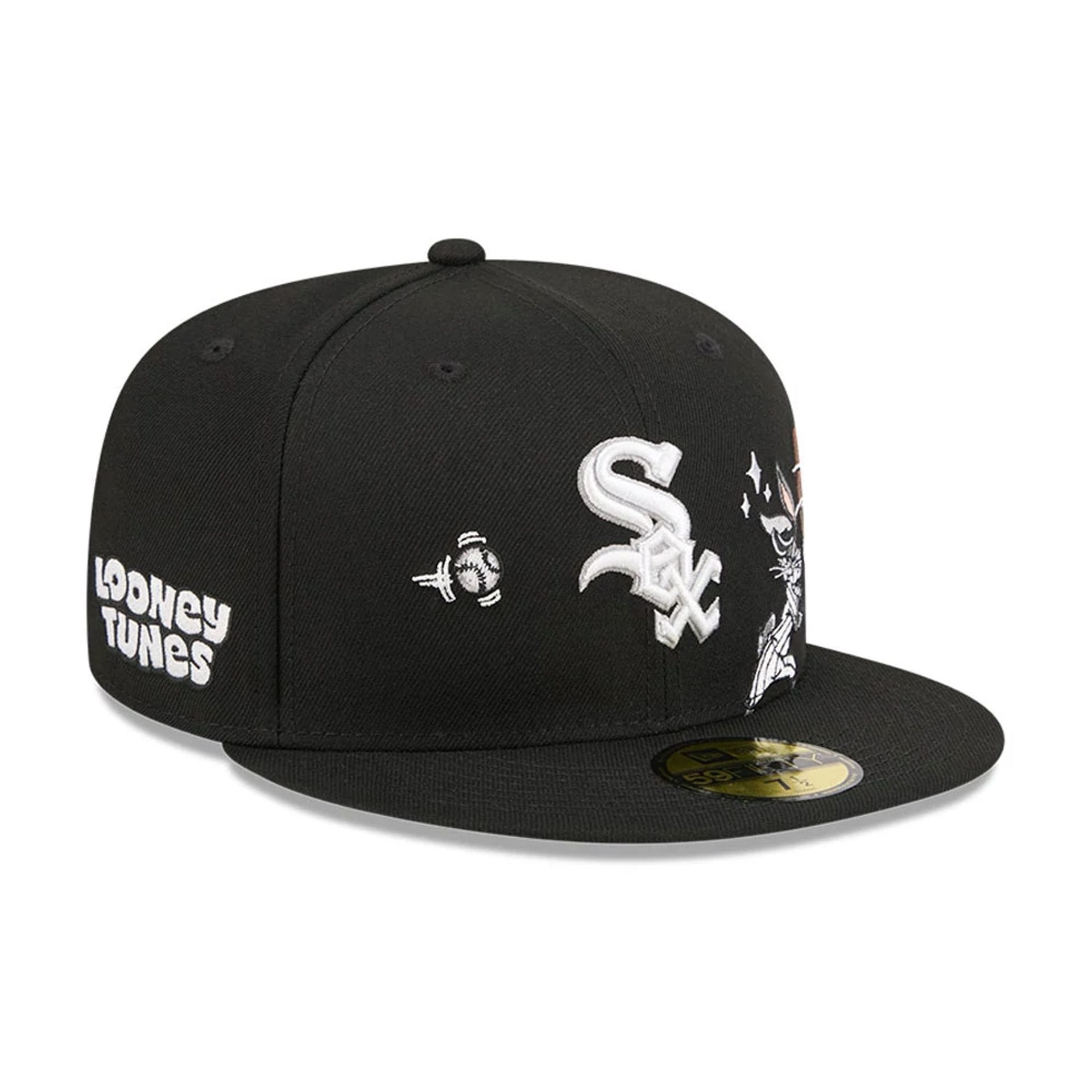 Pictured is this MLB X Looney Tunes Bugs Bunny Chicago White Sox 59FIFTY Fitted cap in black. 1