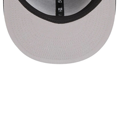 Pictured is this MLB X Looney Tunes Bugs Bunny Chicago White Sox 59FIFTY Fitted cap in black. 2