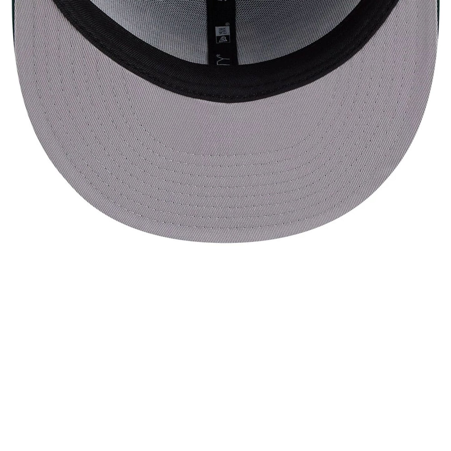 Pictured is this MLB X Looney Tunes Bugs Bunny Athletics 59FIFTY Fitted cap in dark green. 2