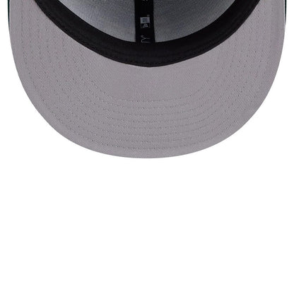 Pictured is this MLB X Looney Tunes Bugs Bunny Athletics 59FIFTY Fitted cap in dark green. 2