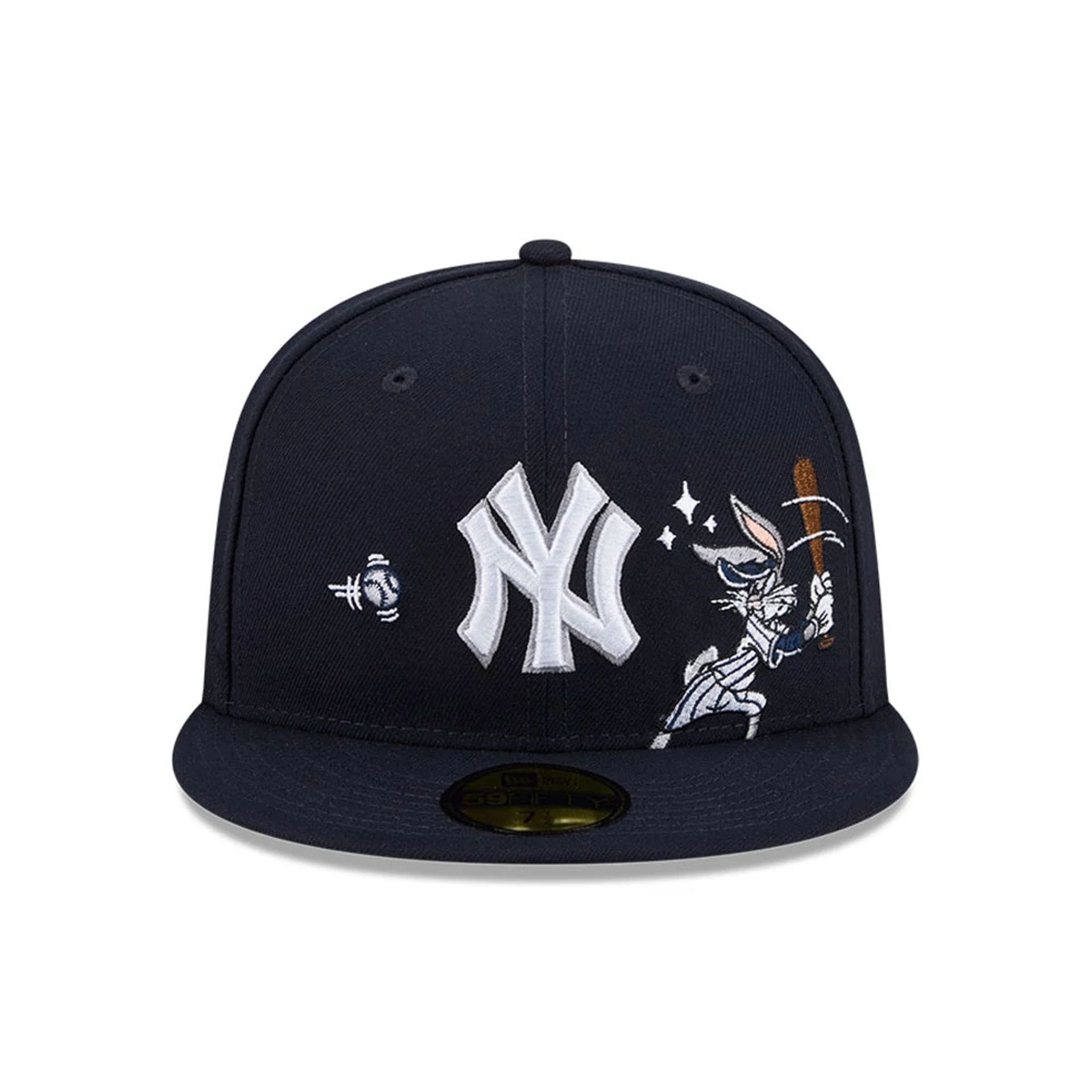 Pictured is this MLB X Looney Tunes Bugs Bunny New York Yankees 59FIFTY Fitted cap in navy. 3