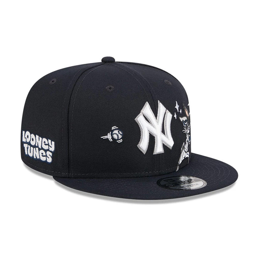 Pictured is this MLB X Looney Tunes Bugs Bunny New York Yankees 9FIFTY Snapback Adjustable cap in navy. 4