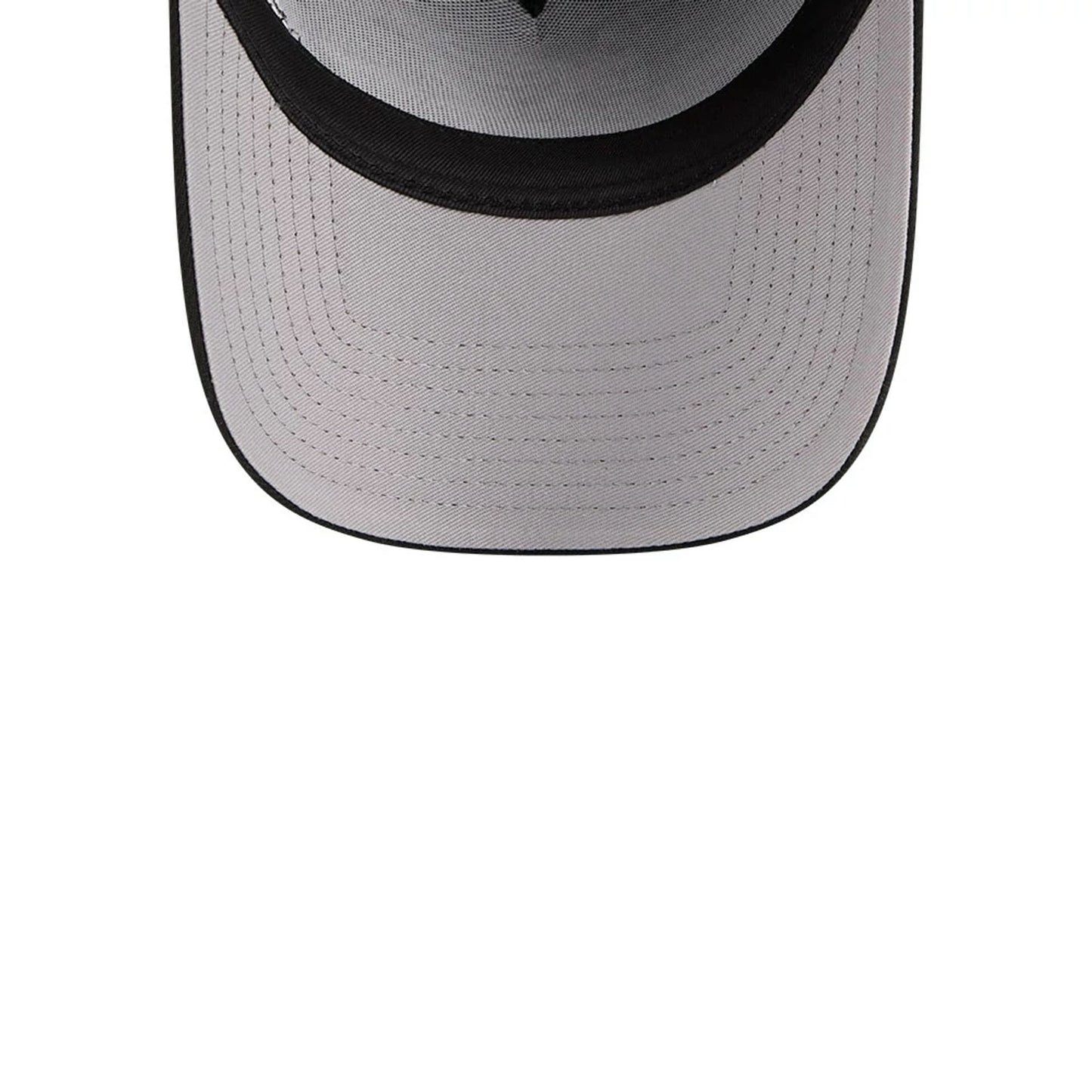 Pictured is this MLB X Looney Tunes Chicago White Sox 9FORTY A-Frame Adjustable cap in black. 2