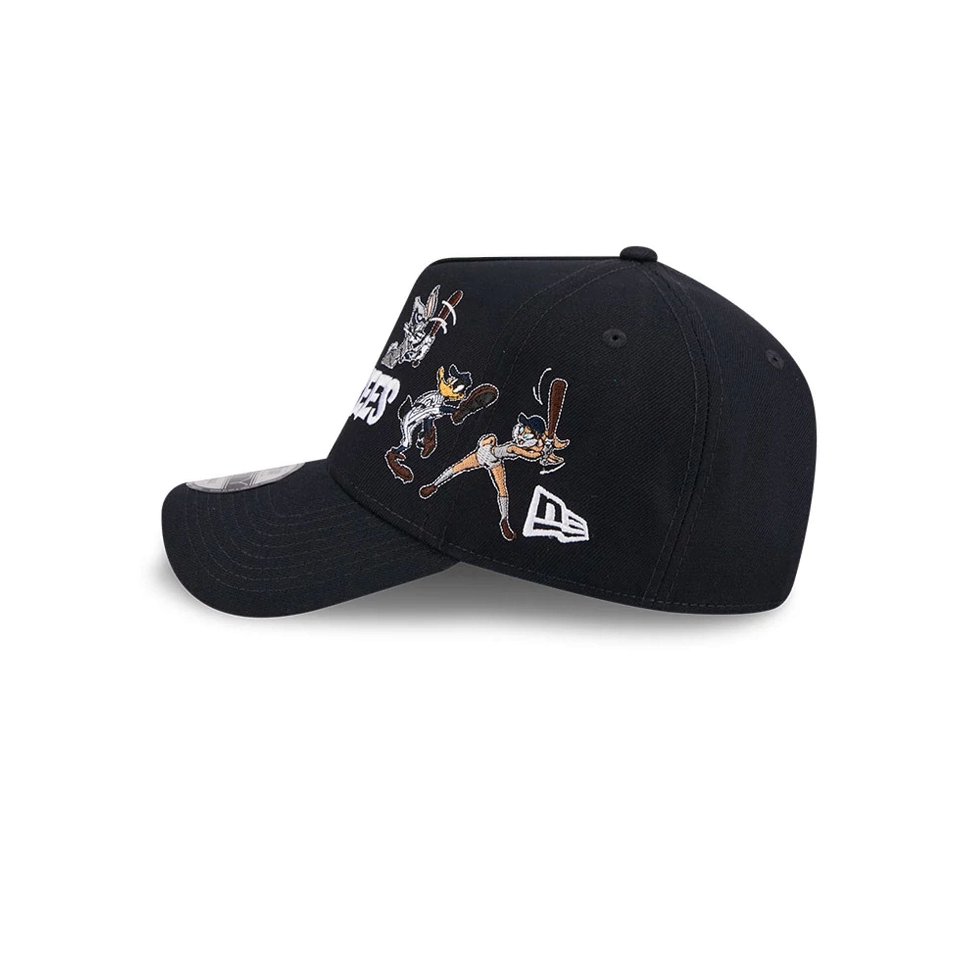 Pictured is this MLB X Looney Tunes New York Yankees 9FORTY A-Frame Adjustable cap in navy. 6